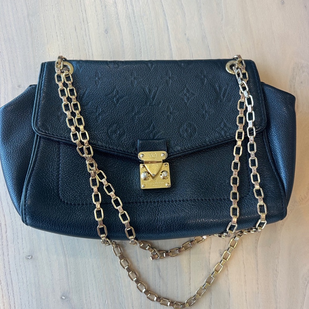 Louis Vuitton Black Leather Shoulder Bag with Gold Chain